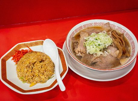 ニッポン“チャーラー”の旅