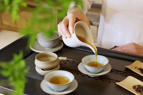 世界茶文化展2026秋｜東京・丸の内で紅茶や中国茶を飲み比べ